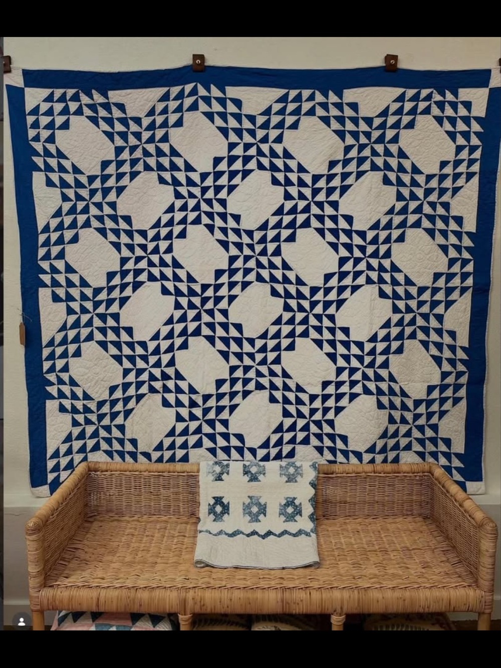 Stunning Vintage Blue Ocean Waves Quilt